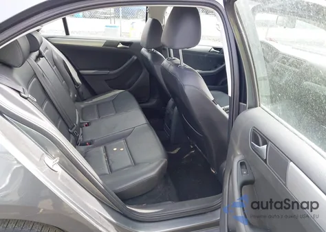 2017 Volkswagen Jetta 1.4T Se из США, поврежденный, VIN 3VWDB7AJ6HM292805